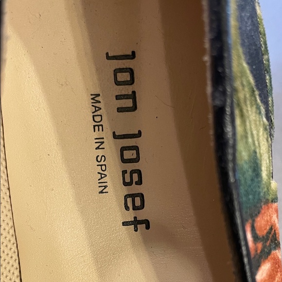 Floral Embroidered Velvet Loafers 11 - Picture 2 of 7